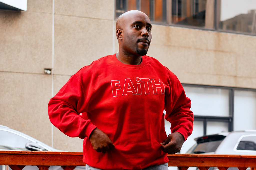 FAiTH Sweater - WHITE